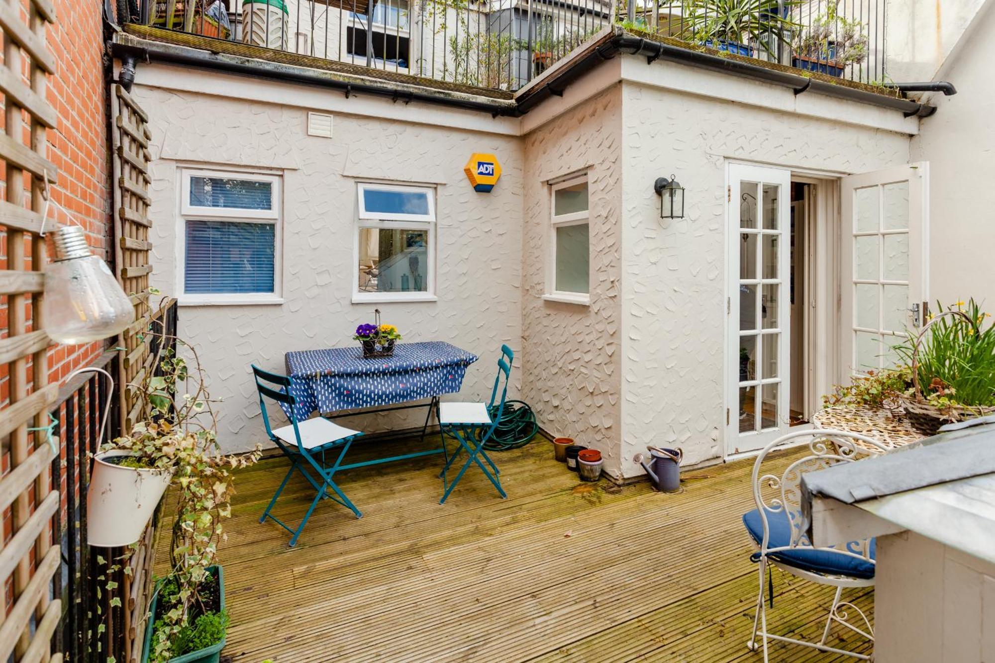 Lovely 1 Bed With Large Terrace London Exterior photo